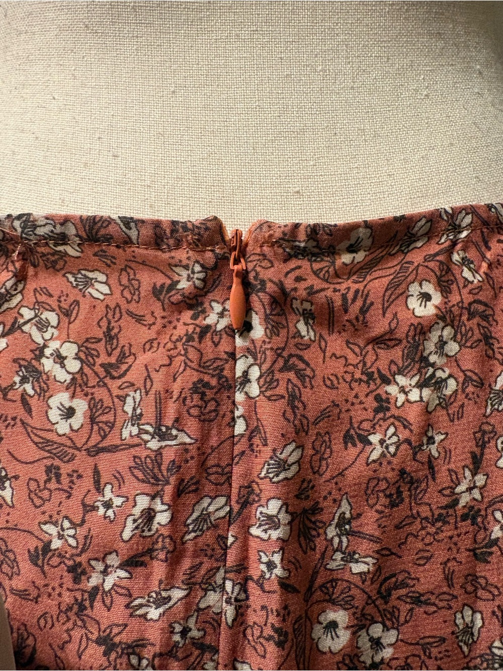 NEW Whimsy + Row Terracotta Ditsy Floral A-Line Mini Noel Skirt - Picture 9 of 12